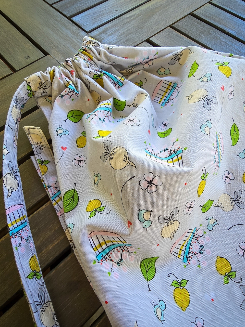 Drawstring Bread Bag with Basket, & Floral Print - Pastel Accents 100% Cotton